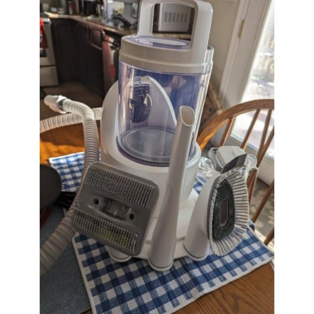 P2 Pro Dog Grooming Kit Clippers Vacuum Suction 99% Hair Pet with 5 Proven Tools